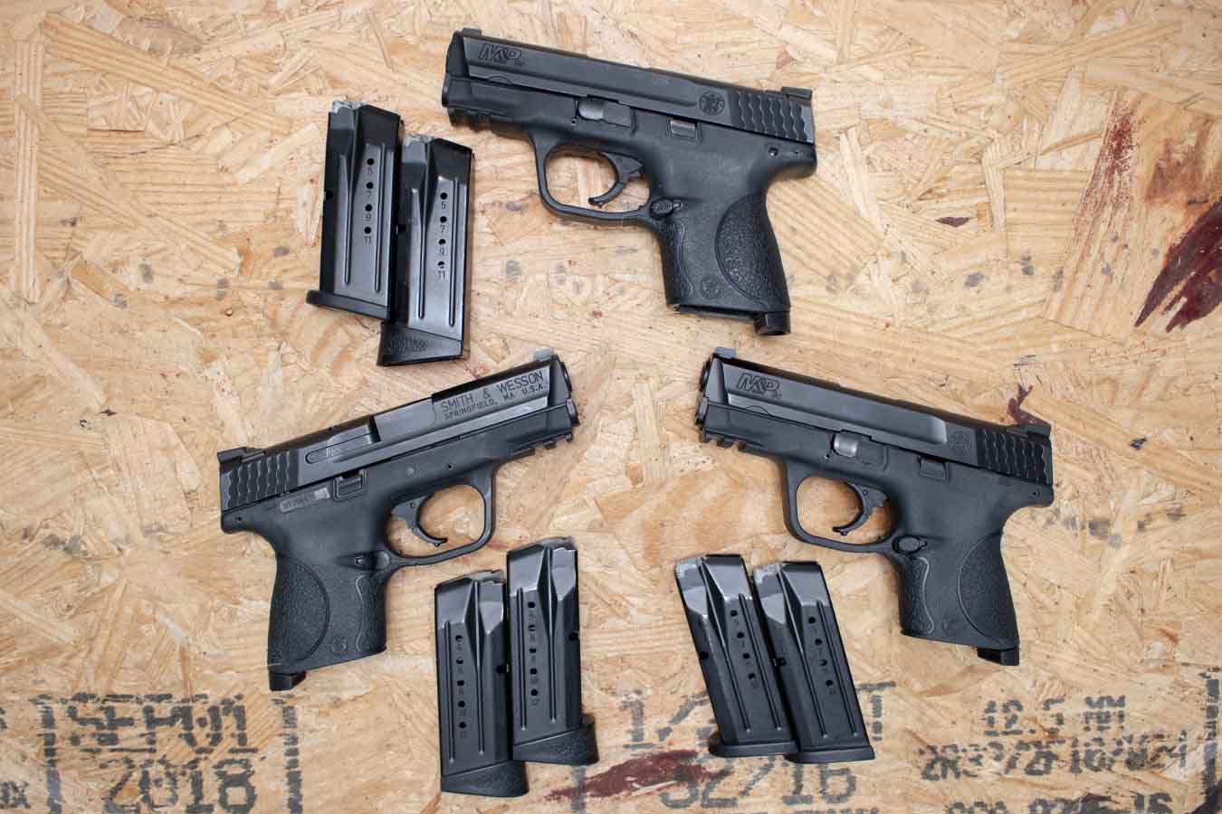 SMITH AND WESSON M&P9 Compact 9mm Police Trade-in Pistols with Magazine Disconnect Safety (Very Good Condition)